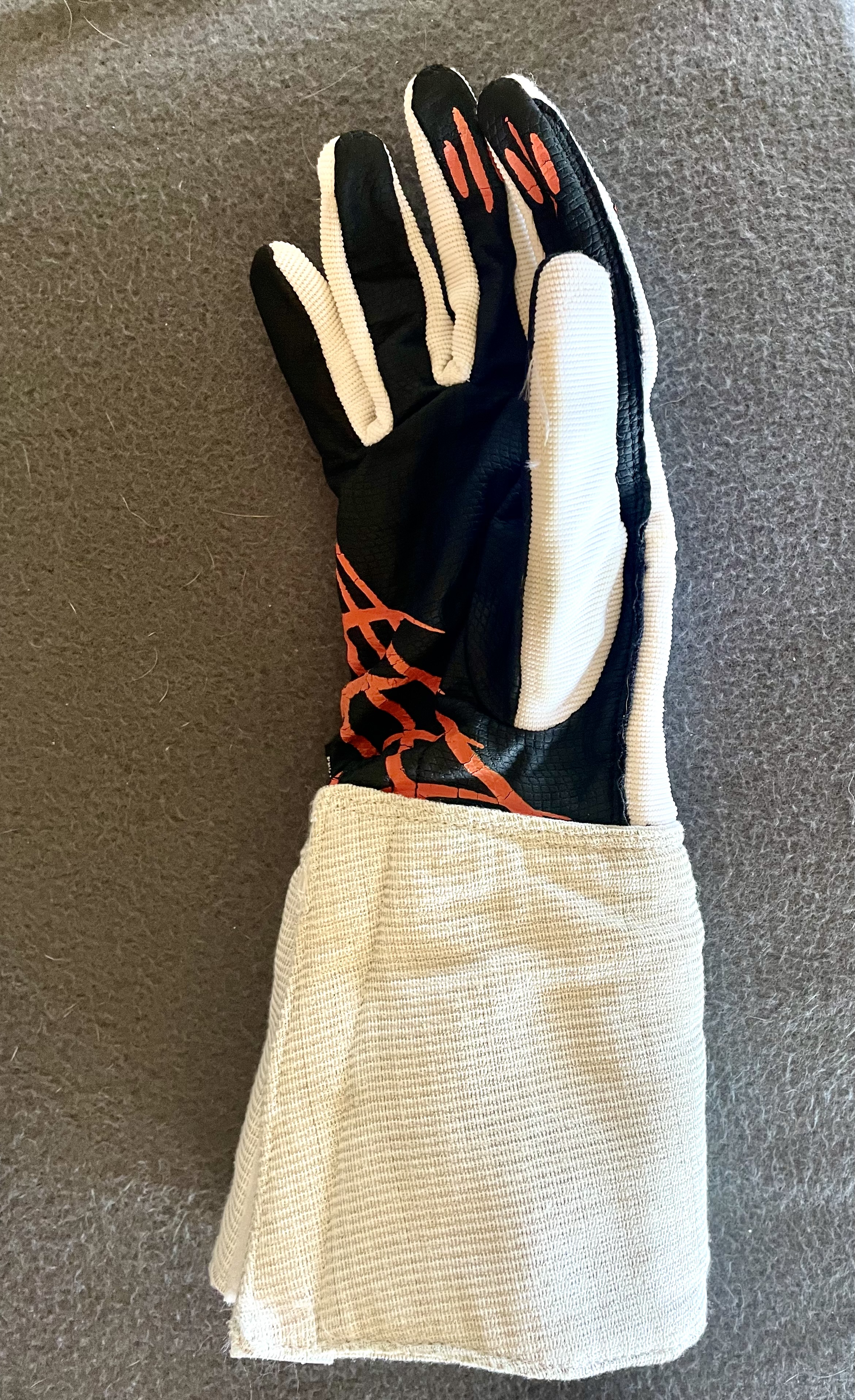 FWF - FIE Sabre Glove 800N